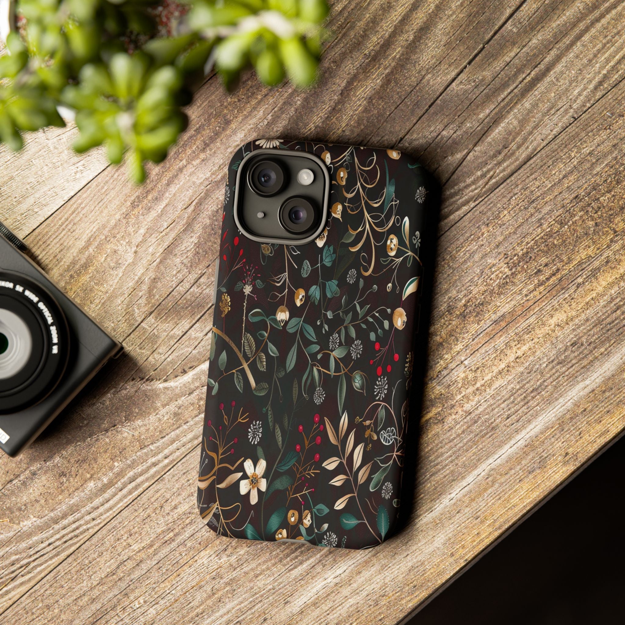 Dark Leafy Case