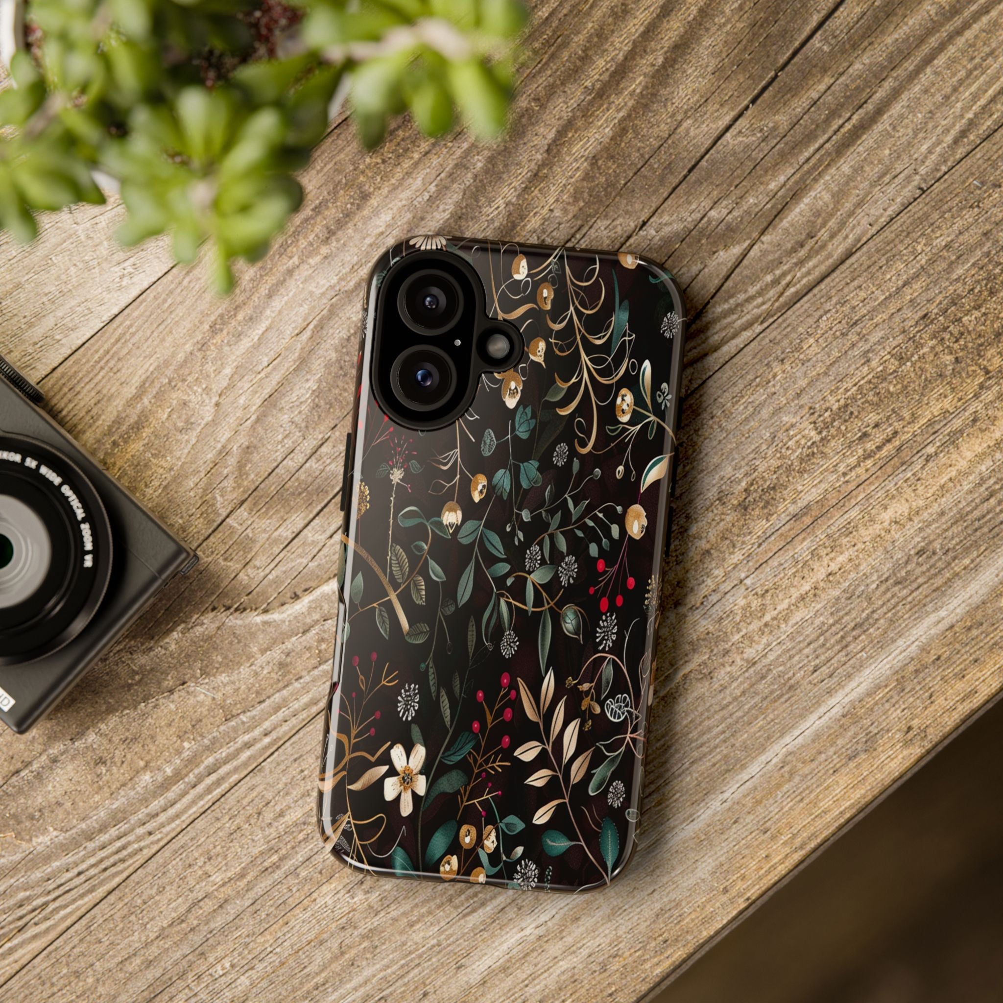 Dark Leafy Case