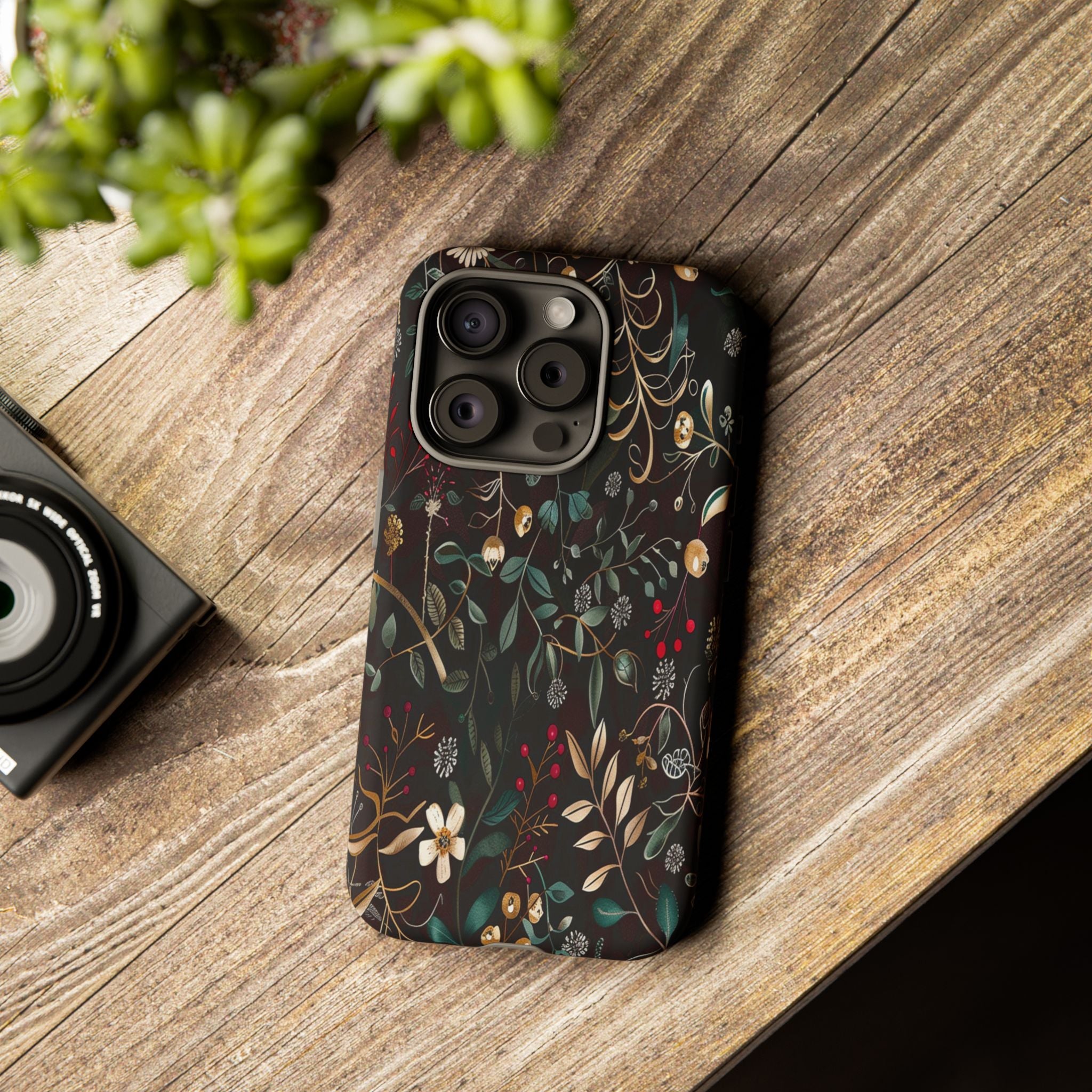 Dark Leafy Case