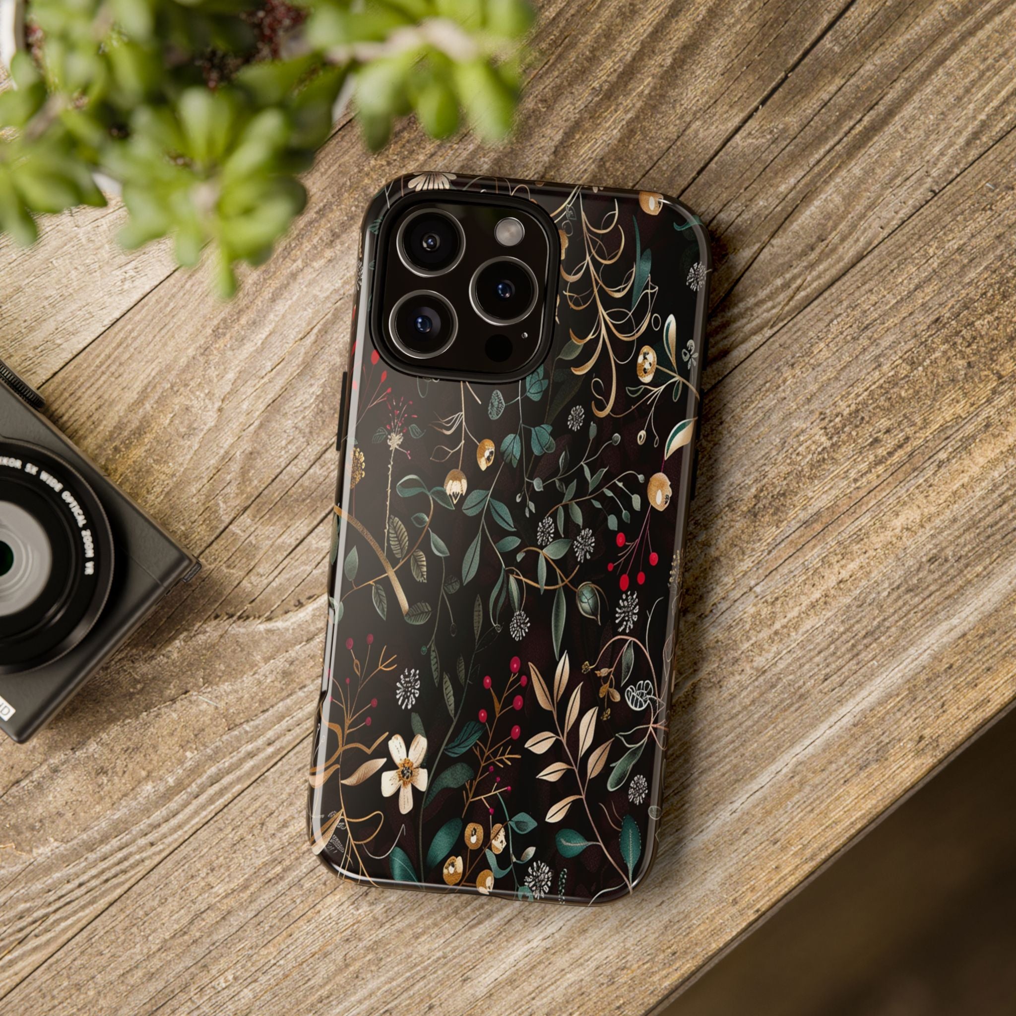 Dark Leafy Case