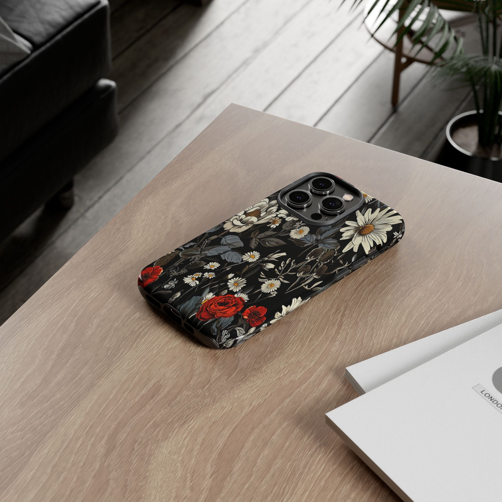Dark Rose and Daisy Case
