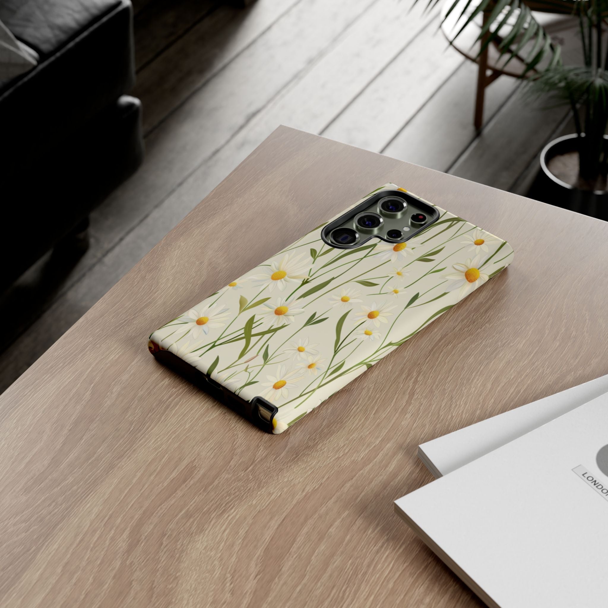 White Daisies Case