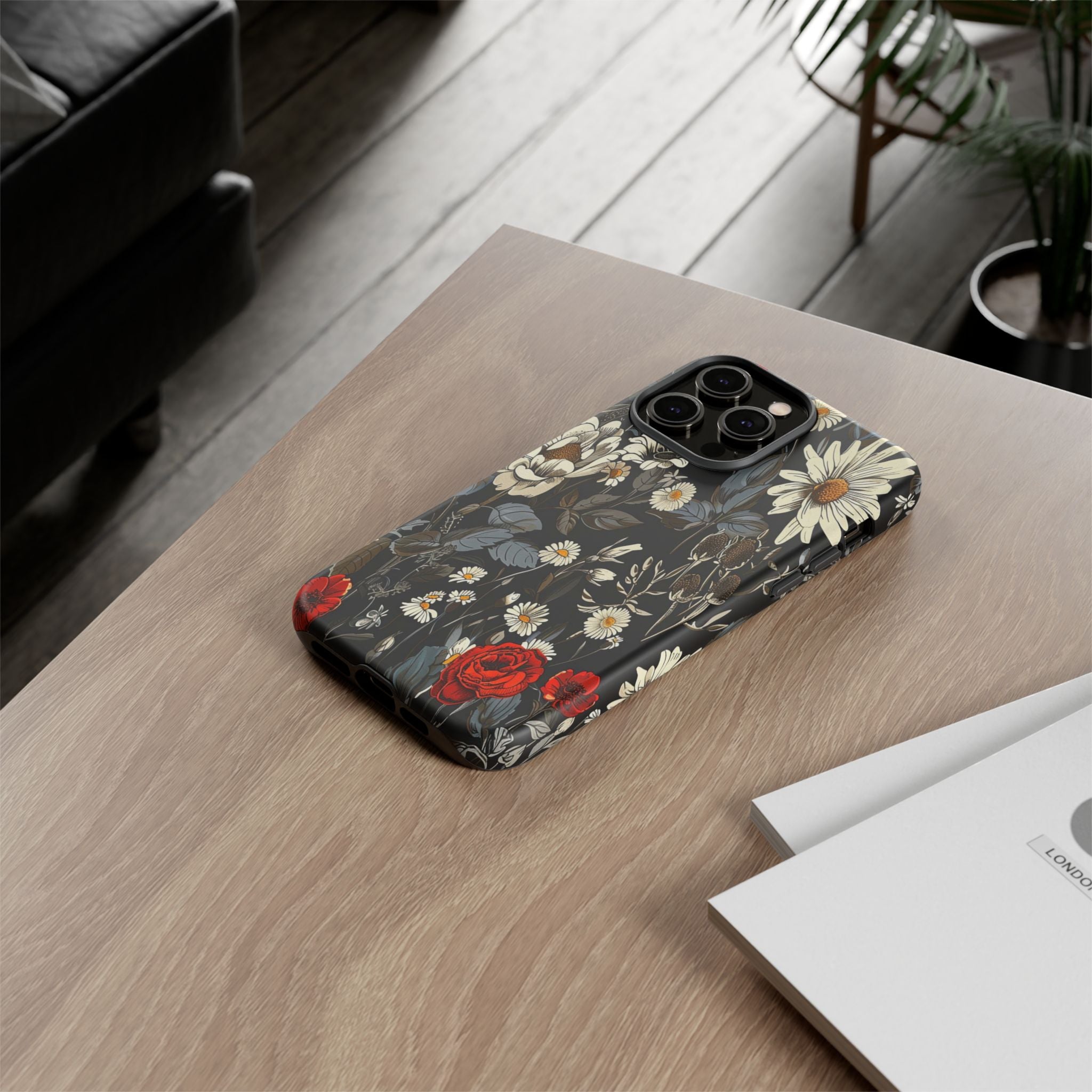 Dark Rose and Daisy Case